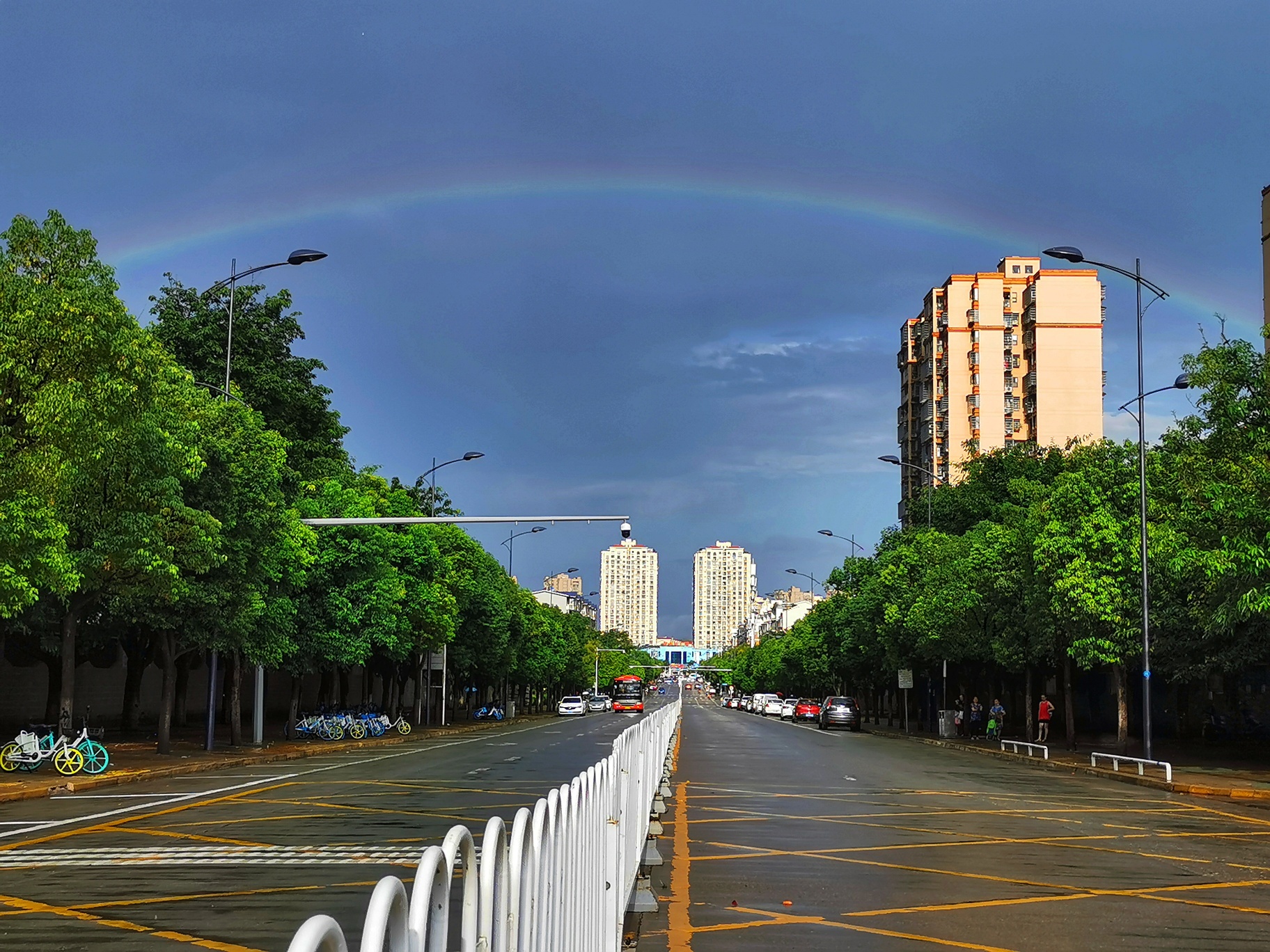 风雨过后见彩虹